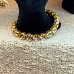 Labor Day sale ✨ Sorrelli Crystal Stretch Bracelet- matte gold